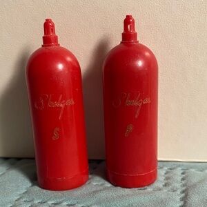 Red Sholga Containers